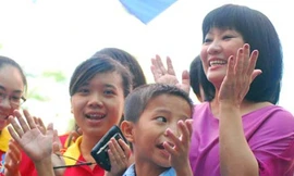 Tết đến sớm với trẻ em nghèo