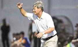 "Trương Phi" Lê Thụy Hải thua trắng trong ngày ra mắt bóng đá Hải Phòng. Ảnh: Quang Minh.