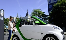 Xe điện giá 17.500 USD