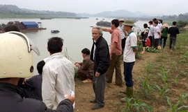 Dân bức xúc với nạn khai thác cát