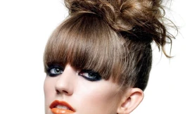 Tự tin tỏa sáng với môi cam