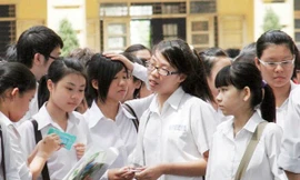 Hà Nội hạ điểm chuẩn vào lớp 10 chuyên