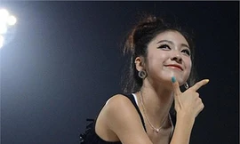 Vẻ đẹp 'bốc lửa' nữ sinh cổ động Hàn Quốc