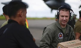 Mỹ điều thủy quân lục chiến giúp Phillipines