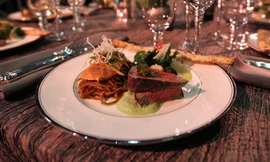 Một người đàn ông Nigeria đã ly hôn vợ vì không nấu cơm đúng giờ