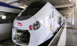 Đội tàu xuyên châu Âu mới của Pháp cao hơn đường hầm của Ý.