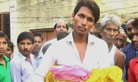 Vì sự tắc trách của bác sỹ, anh Hemant mất cả vợ và con