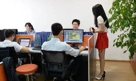 Một gái xinh trong một công ty công nghệ ở Trung Quốc