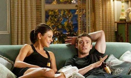 Justin Timberlake và Mila Kunis có nhiều cảnh gợi cảm trong Friends with benefits Ảnh: Sony