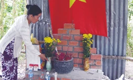 Thành hoàng đội mũ cối