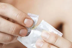 Người Việt chọn bao cao su 'size' nào thì vừa?