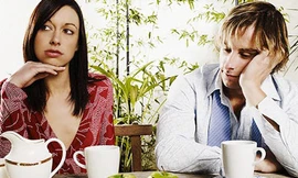 Ngán ngẩm những cô nàng 'sáng nắng chiều mưa'