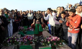 Người Libya tổ chức đám tang tập thể các nạn nhân thiệt mạng