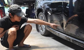 Xe Lexus phát nổ do bị gài mìn