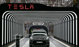 Tesla đối mặt sụt giảm nghiêm trọng về doanh số