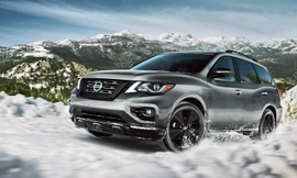 Nissan triệu hồi hơn 300.000 xe vì lỗi mui xe tự mở