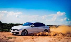 Nguyên nhân khiến ô tô gây tiếng động khi lái hoặc chuyển hướng