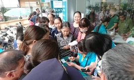 Chuyển Sim 11 số: Ngân hàng chưa tự cập nhật, người dùng 'phát sốt'