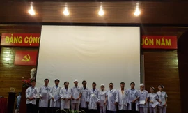 10 phút cứu sống nạn nhân bị đâm thấu tim, ê kip trực được thưởng “nóng”