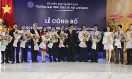 Vì sao nhiều lãnh đạo các tỉnh thành, doanh nghiệp tham gia Hội đồng trường đại học?