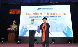 Vào đại học ở tuổi... 71