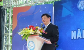 Quyền Bộ trưởng Bộ Y tế đặt hàng gì với sinh viên ngành Y?