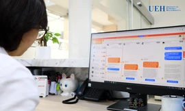 Phòng chống dịch COVID-19, trường đại học phục vụ sinh viên online