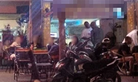 Phố 'trai gọi' chuyên phục vụ quý bà