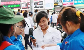 Tại điểm thi trường ĐH Thủy lợi, buổi thi môn Vật lý Ảnh: Trường Phong