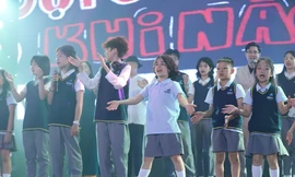 D-Show 23: Teen thể hiện góc nhìn Gen Z - Gen Alpha, mở triển lãm tranh từ thiện