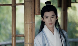 Vương Tinh Việt khoe giao diện mới với ảnh cổ phong, netizen thấy "chưa quen"