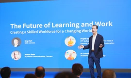 Loạt khóa học từ đại học hàng đầu thế giới cập nhật tiếng Việt, có AI "trợ giảng"