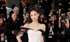 Cannes 2023: "The Idol" nhận tràng pháo tay dài 5 phút nhưng Knet lại ái ngại cho Jennie