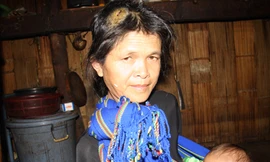 Người đàn bà kỳ lạ ở chân núi Tu Mơ Rông