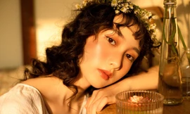 Nữ sinh Ngoại thương đam mê mẫu ảnh, có thành tích học tập “khủng“