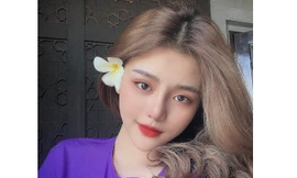 Thiếu nữ 2K3 đẹp dịu dàng trong tà áo dài trắng