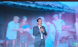 CLB V-Stars quyên góp ủng hộ đồng bào miền Trung