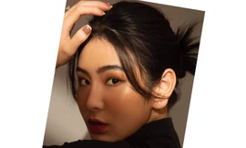 Gặp gỡ đầu xuân năm mới cùng hotgirl bạch biến