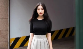 Nữ sinh ngành truyền thông thành thạo 3 ngoại ngữ, gây sốt với vẻ đẹp “thần tiên tỷ tỷ”