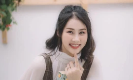 Cô giáo tương lai “gieo thương nhớ” với vẻ đẹp trong trẻo tựa nắng mai