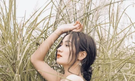 “Vì tuổi trẻ chẳng hai lần thắm lại..."