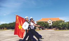 Trên đảo Trường Sa lớn. Ảnh: Công Khanh