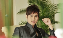 Nguyên Vũ lấy điệu đàng bù kém nói