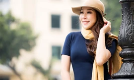 Hoa hậu Ngô Phương Lan xinh đẹp trẻ trung dạo phố ngày đầu năm