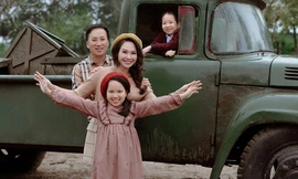 MC Mỹ Lan hiếm hoi chia sẻ chuyện chồng con sau 10 năm kết hôn