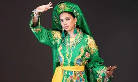 Hoa hậu Tiểu Vy 'lên đồng' trong phần thi Dance of the World