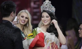 Hoa hậu Trái đất 2018 Phương Khánh đẹp lộng lẫy trên báo quốc tế