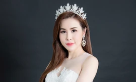 Hoa hậu Áo dài tại Úc Hoàng Dung.