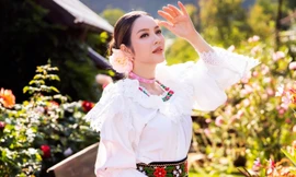 Lý Nhã Kỳ xinh đẹp hút hồn trong trang phục truyền thống Romania