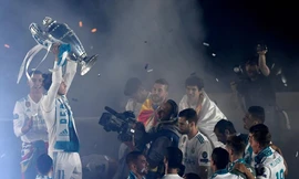 Nhìn gần lễ ăn mừng vô địch Champions League của Real